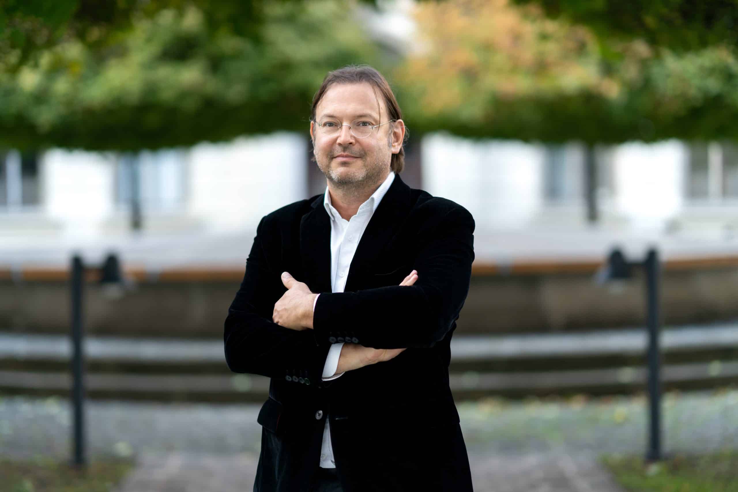 04_14_JBZ_Stefan-Thurner-©-Franziska-Liehl--scaled
